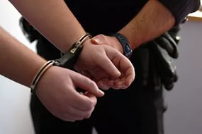 В Ровенской области задержали троих ромов, подозреваемых в похищении несовершеннолетней