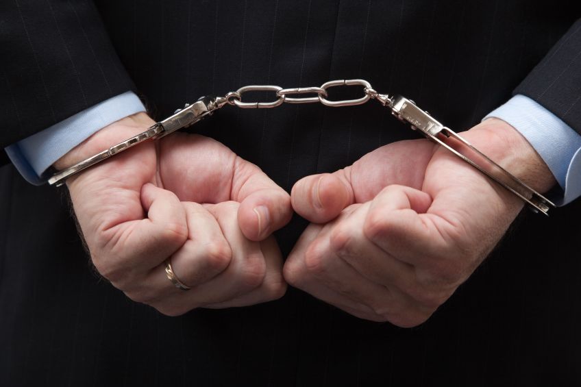 За сотрудничество с террористами арестован полицейский
