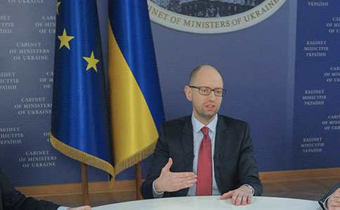 Необходимо доформатировать правительство, — А. Яценюк