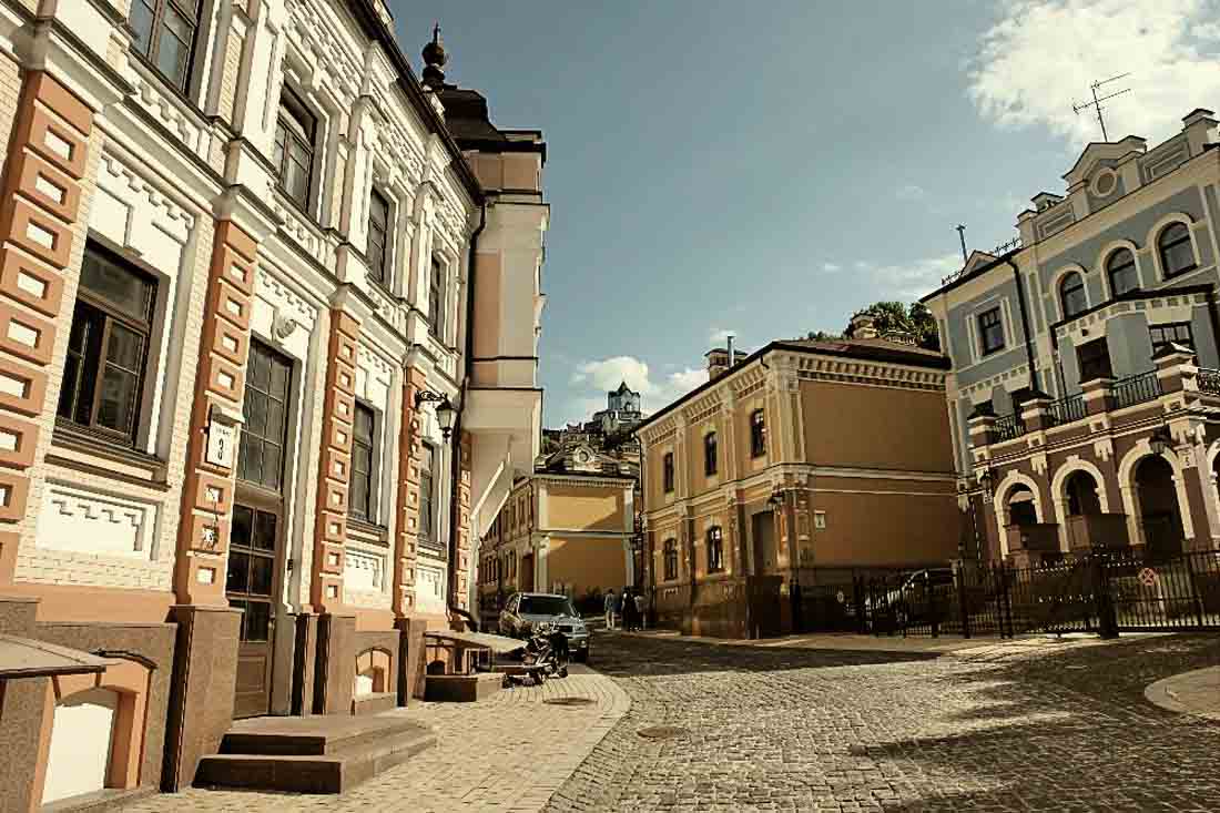 Киевсовет проверит законность застройки Воздвиженки