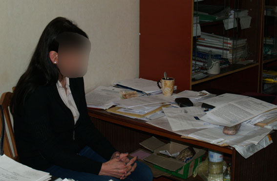Налоговик «погорел» на взятке в 10 тыс. грн.