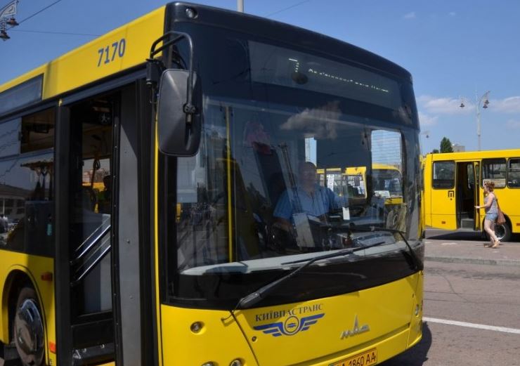 Завтра в Киеве презентуют отремонтированные автобусы