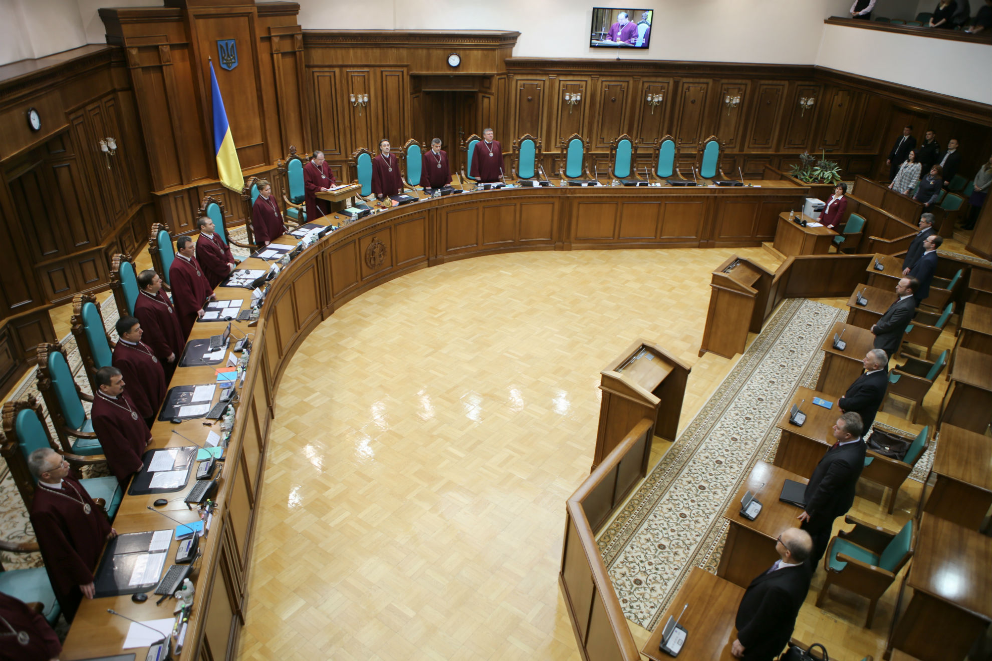 Заключения Конституционного Суда по люстрационному закону еще нет, — судья Н. Шаптала