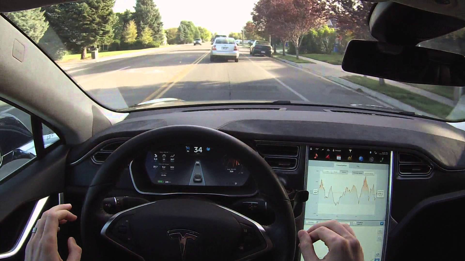 В США расследует гибель водителя автомобиля Tesla с автопилотом