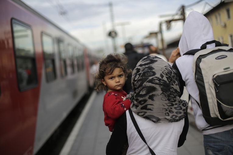 Немецкие федеральные земли требуют дополнительных 8 млрд евро на беженцев