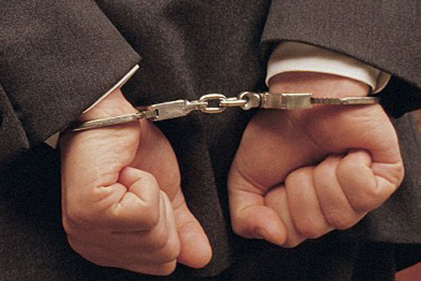 Прокурор задержан на почти 200-тысячной взятке