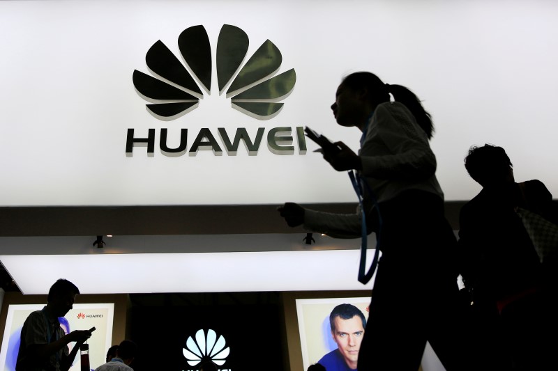 Samsung подал в суд на Huawei из-за нарушения патентов