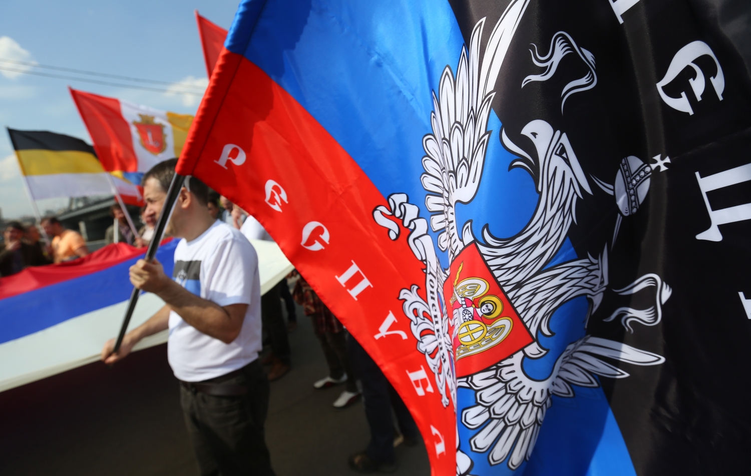 Двух «народных депутатов «ДНР» будут заочно судить