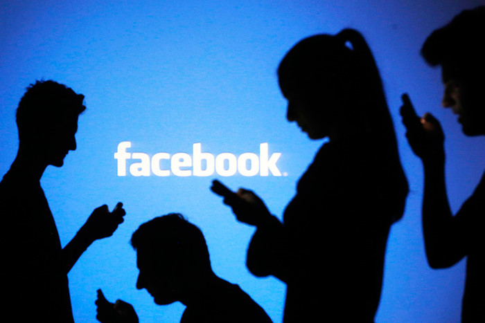 Facebook будет бороться с провокационными заголовками в ленте