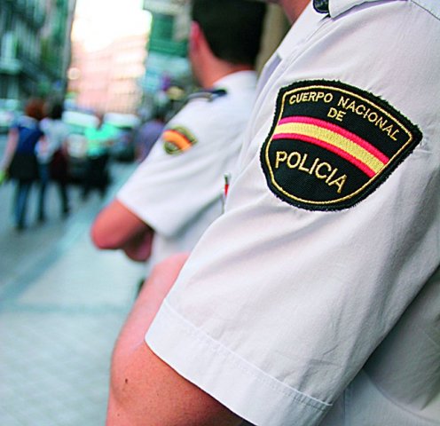 Полиция поймала грабивших богатых туристов румын