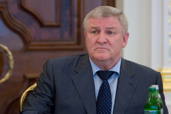 Суд разрешил заочное расследование в отношении экс-министра обороны Украины М. Ежеля