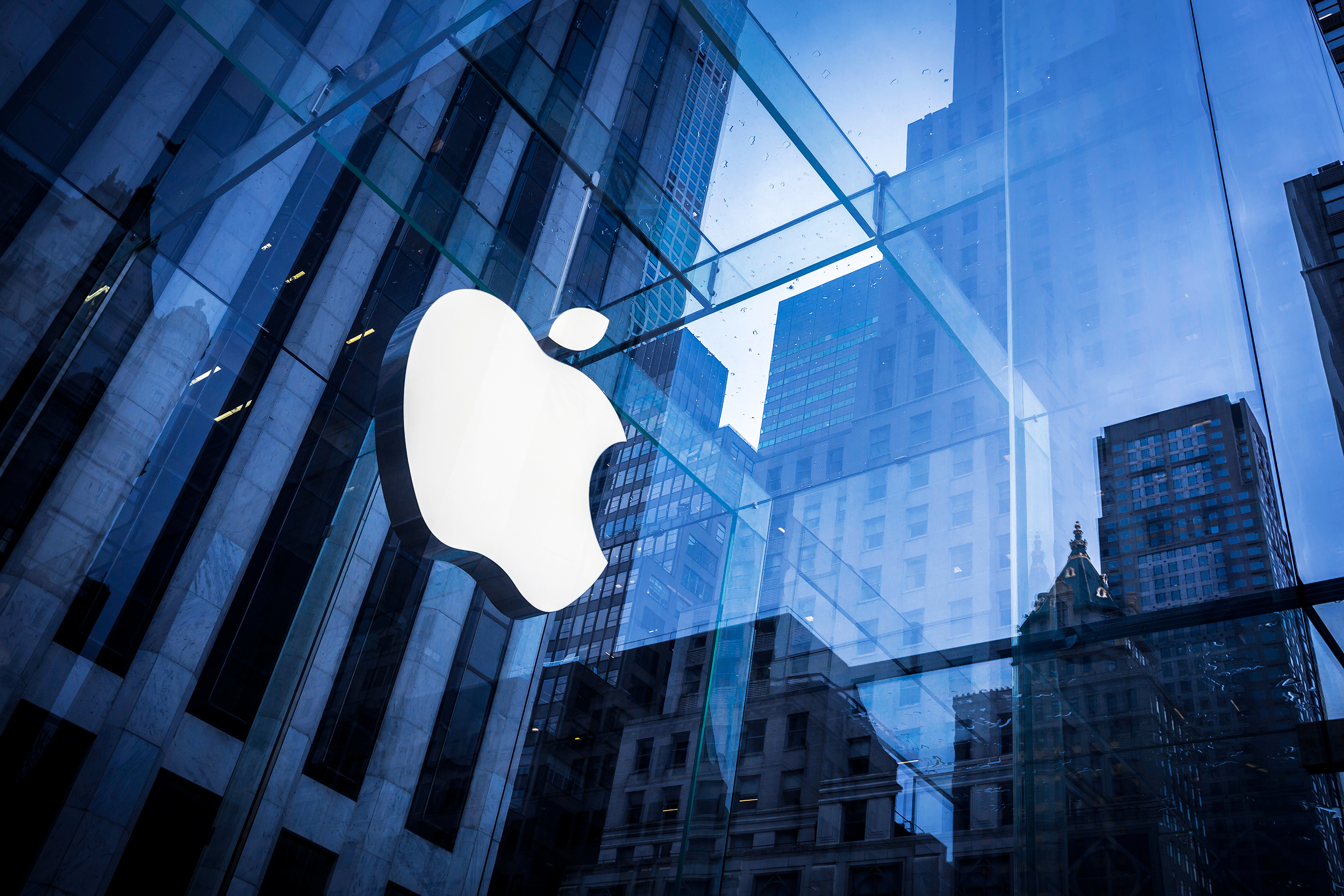 Apple обнаружила недочеты в системе безопасности телефонов