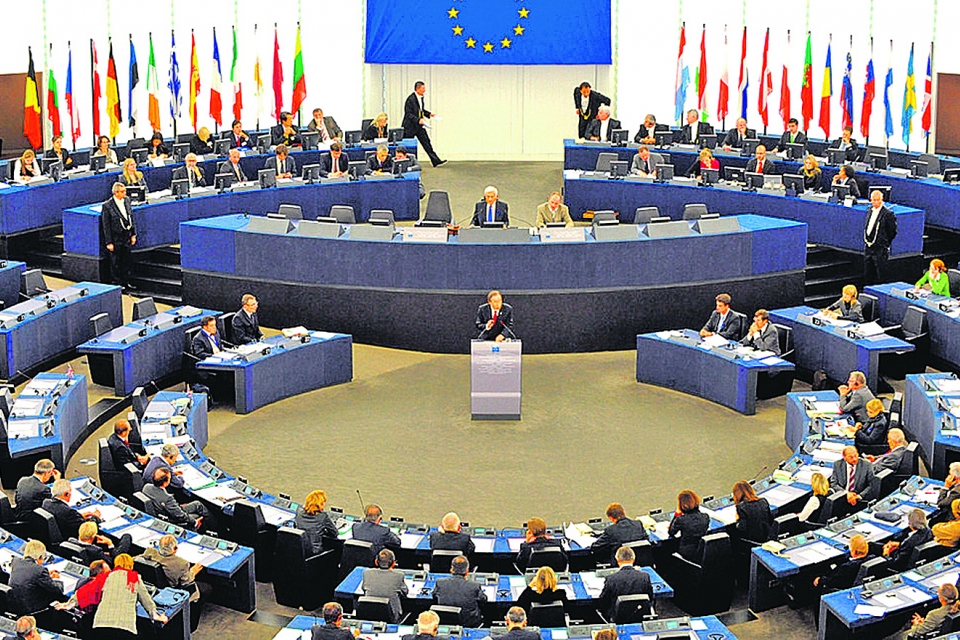 Сегодня Европарламент рассмотрит безвизовый режим для украинцев