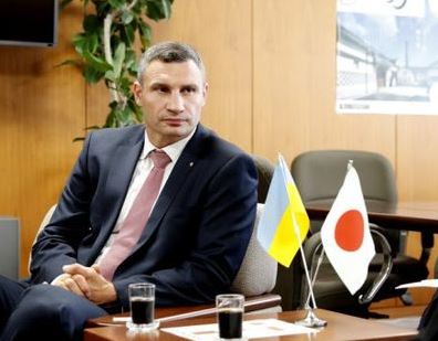 Япония и в дальнейшем будет поддерживать Украину, но с условиями