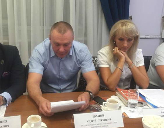 На судей оказывают давление путем открытия уголовных дел, — судья Перевальского райсуда Луганской области А. Иванов