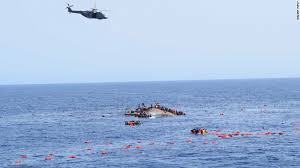 За сутки в Средиземном море были спасены 2300 мигрантов