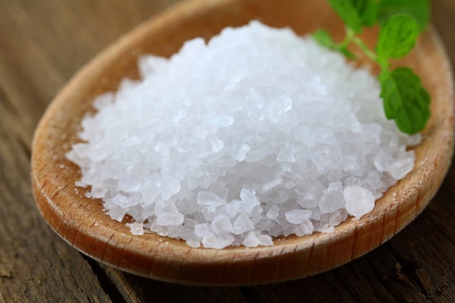 Правительство РФ внесло соль в список санкционных продуктов