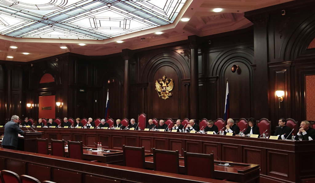 Суд закрепил за крымчанами без прописки право на российское гражданство