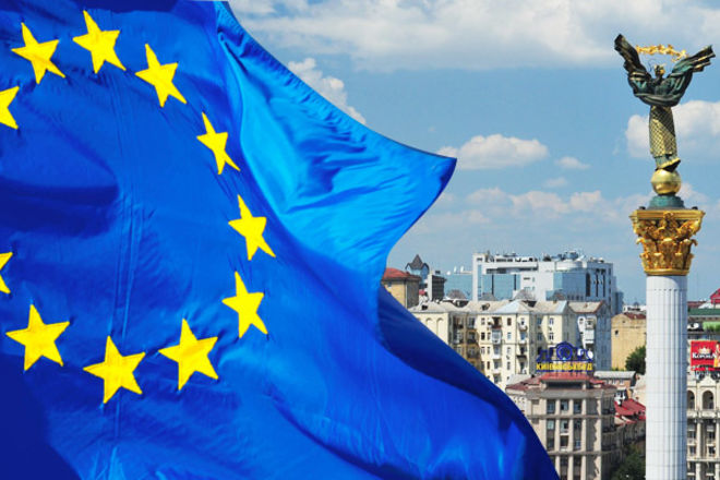 Еврокомиссар Й. Хан заявил, что прилагает все усилия, чтобы ЕС выполнил обещание по безвизу для Украины
