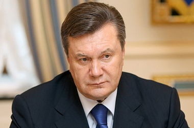 В. Янукович подал в суд за «оскорбления» генпрокурора Ю. Луценко