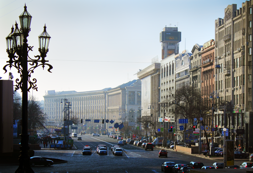 В Киеве на Крещатике планируют соорудить девять наземных переходов