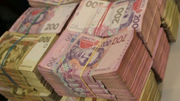 На Сумщине чиновник горсовета и коммерсант украли 350 тыс. грн из бюджета