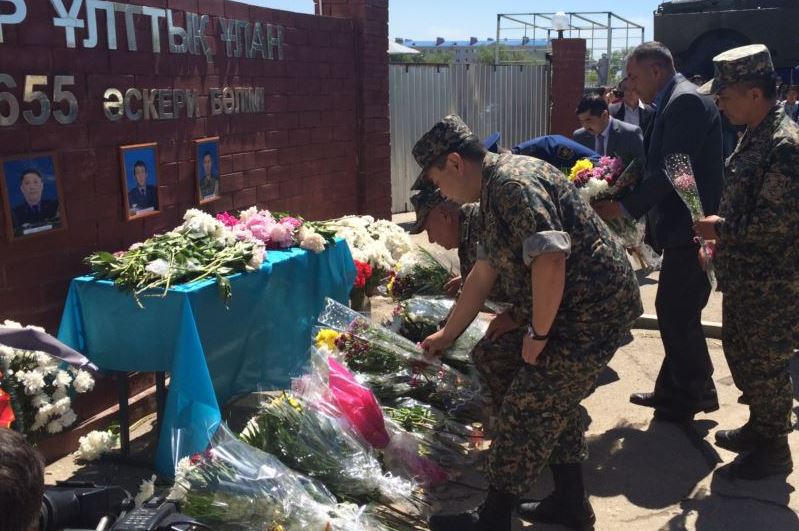 Семи участникам нападения в казахстанском Актобе дали пожизненный срок