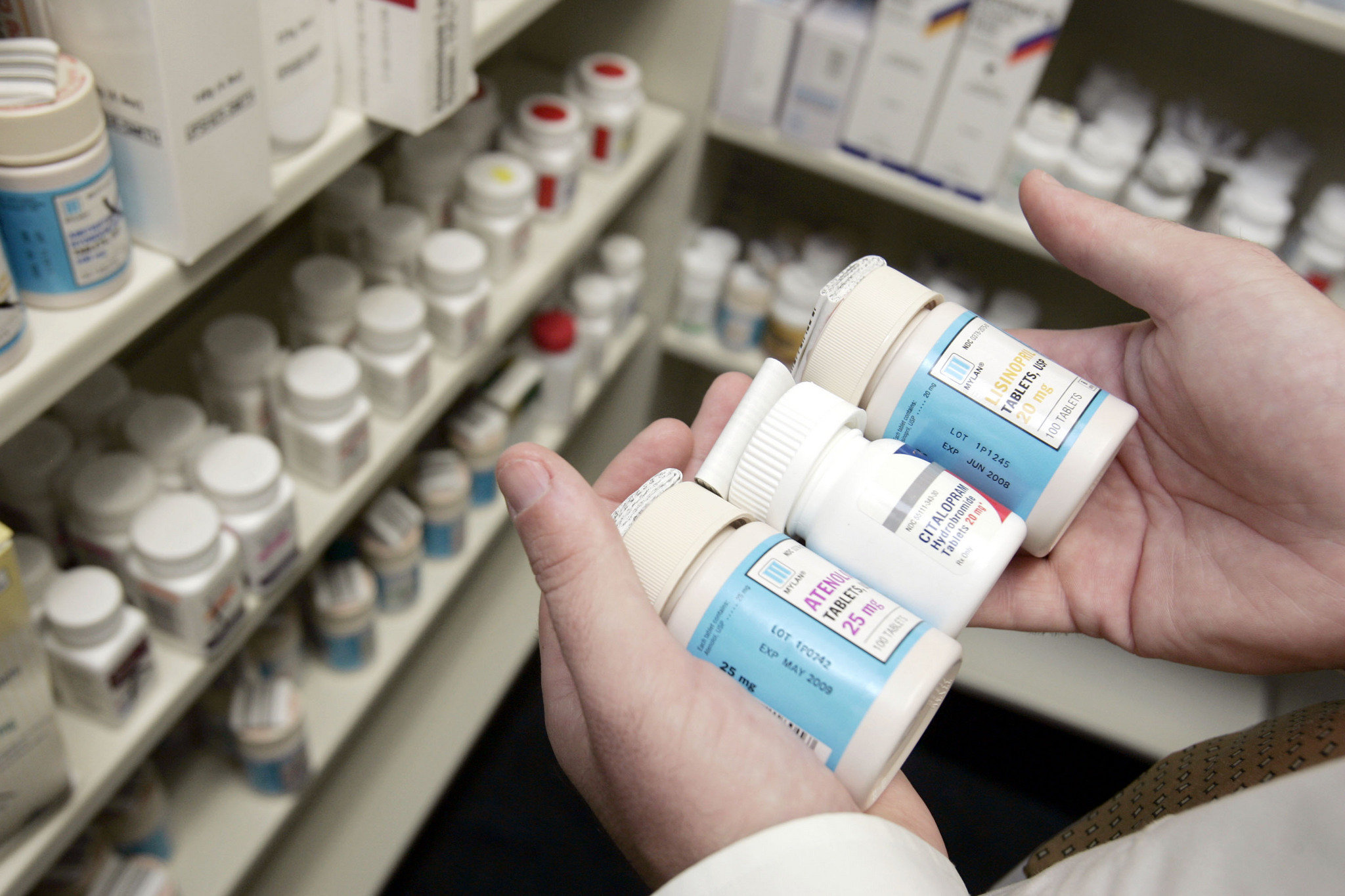 С апреля 2017 года правительство будет возмещать стоимость лекарств
