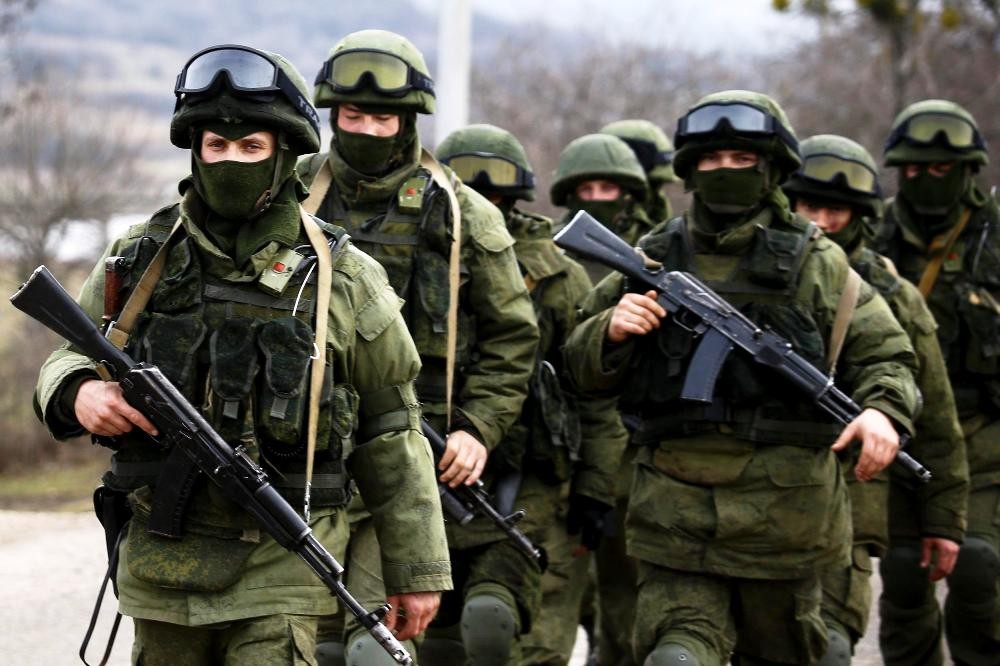 В России приняли закон о военных контрактах на полгода для операций за рубежом