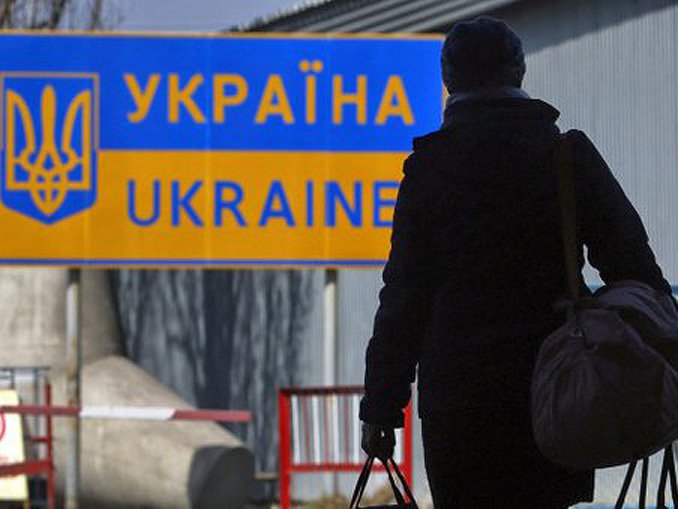 Государство предоставит защиту украинцам, находящимся за рубежом