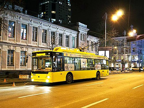 В Киеве могут запустить еще один ночной троллейбус