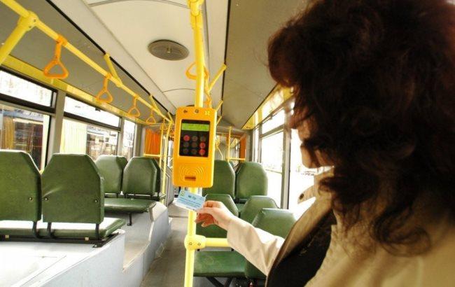 Рада одобрила введение электронного билета в транспорте