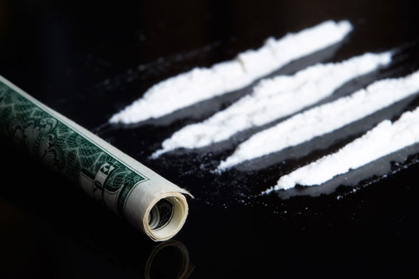 Украинцев осудили на 25 лет за контрабанду кокаина в США