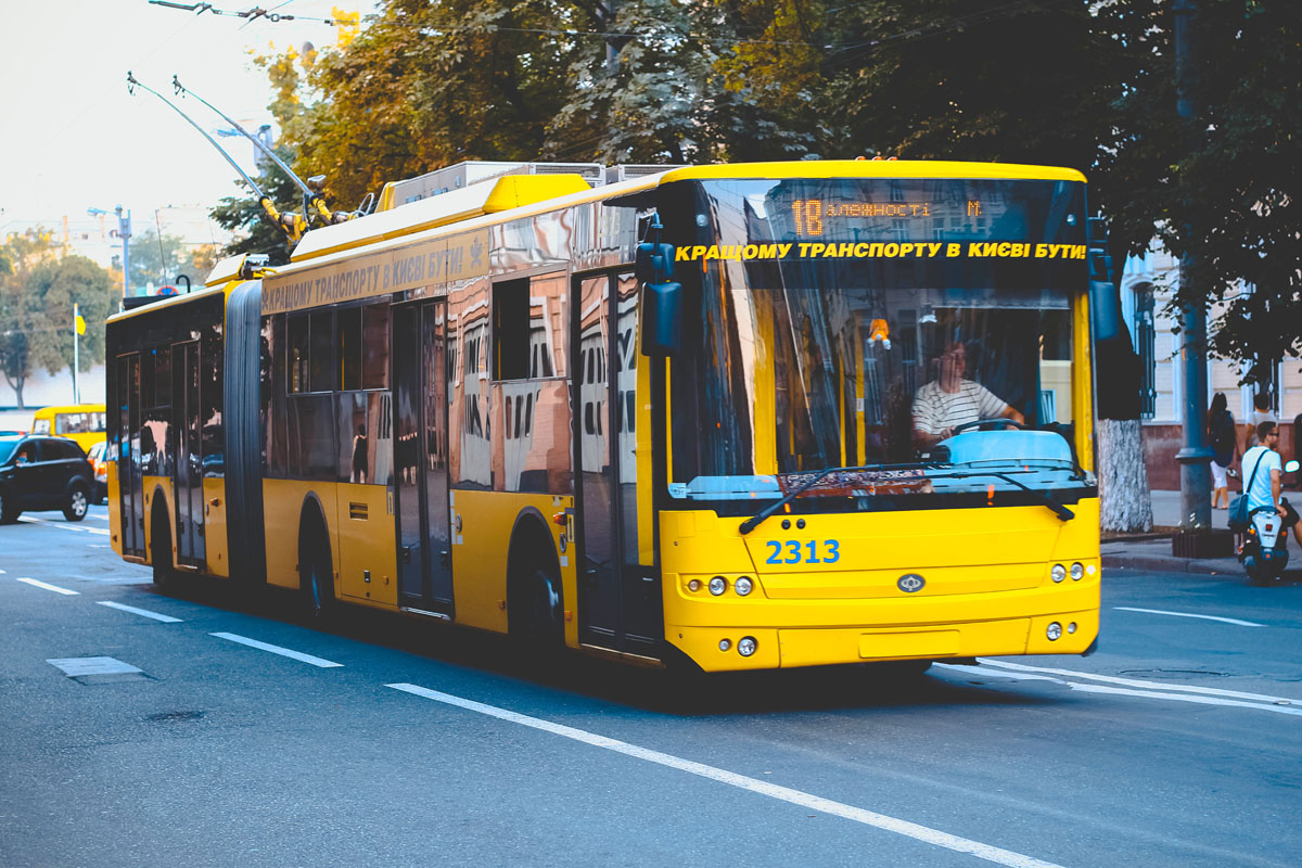 Движение некоторых троллейбусов в Киеве временно ограничат