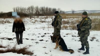 На Луганщине пограничники задержали преступницу, которая пыталась откупиться за 1600 гривен