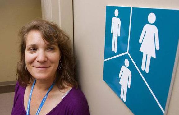 Трамп отменил право о свободном выборе трансгендерами туалетов в школах