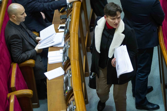 Рада внесла поправки в «Закон Савченко»