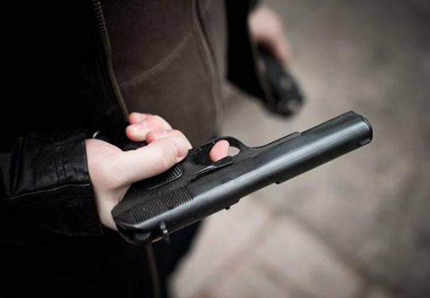 Полиция задержала стрелявшего по окнам роддома во Львове