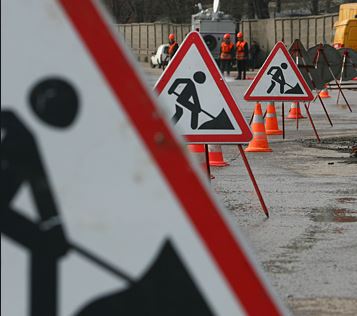 В Мининфраструктуры подсчитали, сколько нужно на ремонт украинских дорог