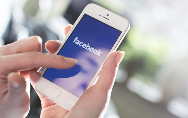 Facebook запретил использовать данные о пользователях соцсети для слежки