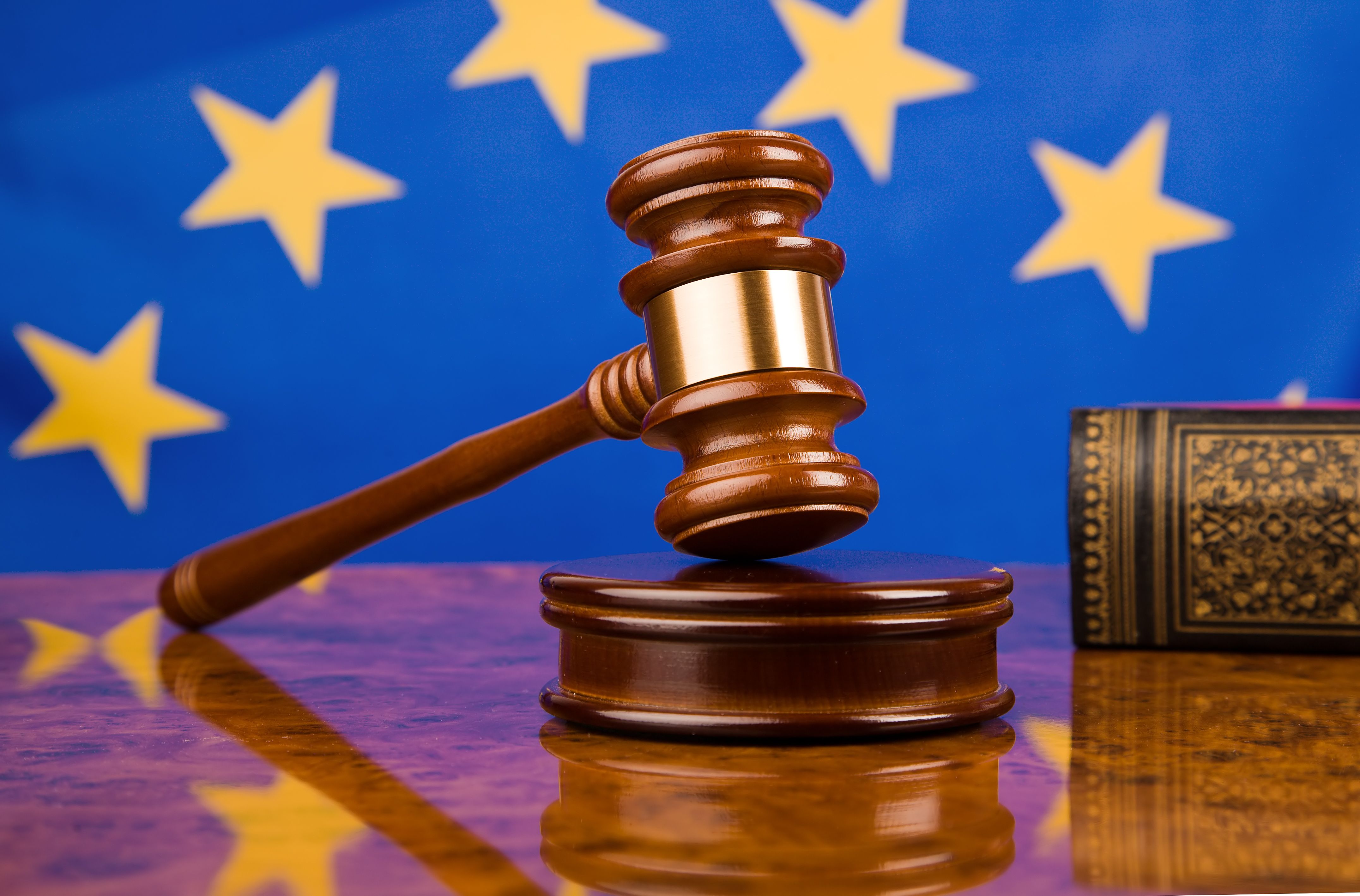 Высший суд ЕС признал законными санкции против российских компаний 
