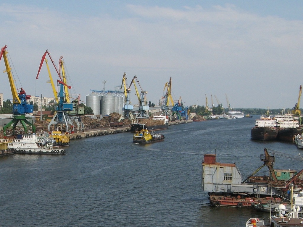 НАБУ требует в суде признать недействительным договор на проведение работ в портах на 712 млн грн