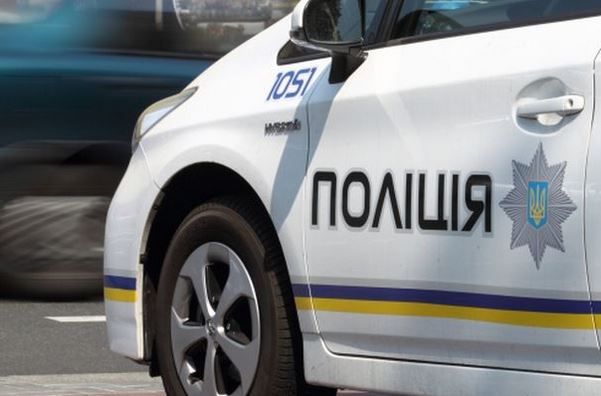 На Киевщине полицейские на автомобиле сбили велосипедиста