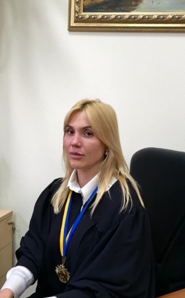 Судья Киевского апелляционного хозсуда Оксана Тищенко рассказала о нападении. ВИДЕО
