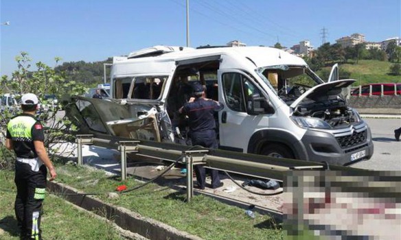 В Турции взорвался автобус со студентами